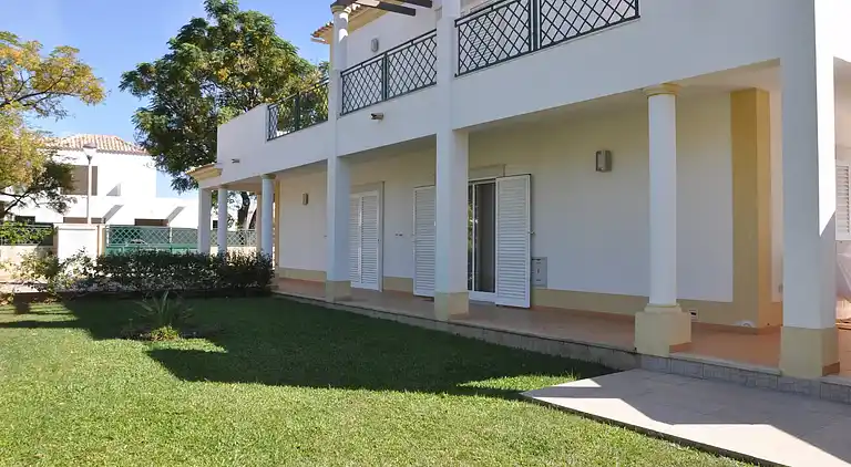 Villa in Quarteira