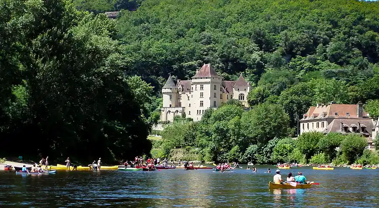 Holiday home in Chalais