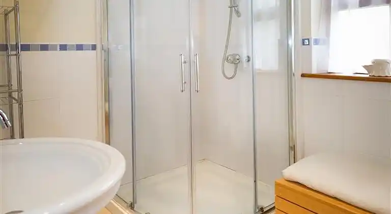 Farm house in Bwlchtocyn