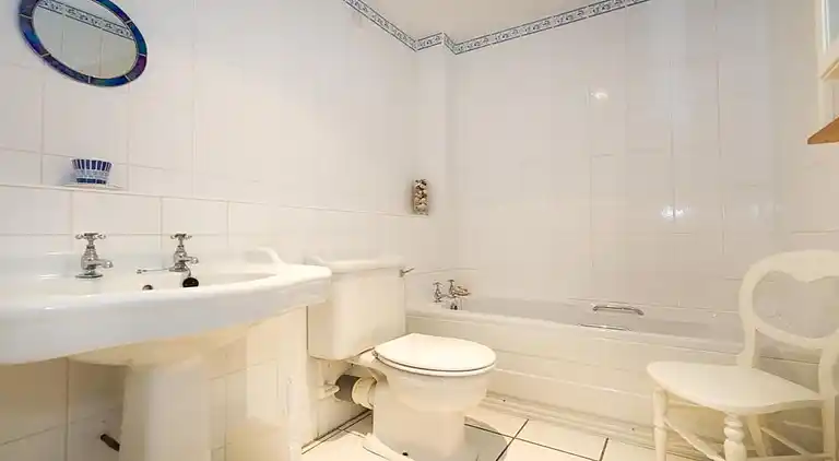 Farm house in Bwlchtocyn