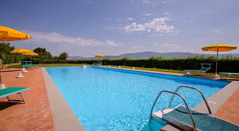 Manor house in Lombriciano