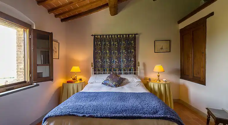 Manor house in Lombriciano