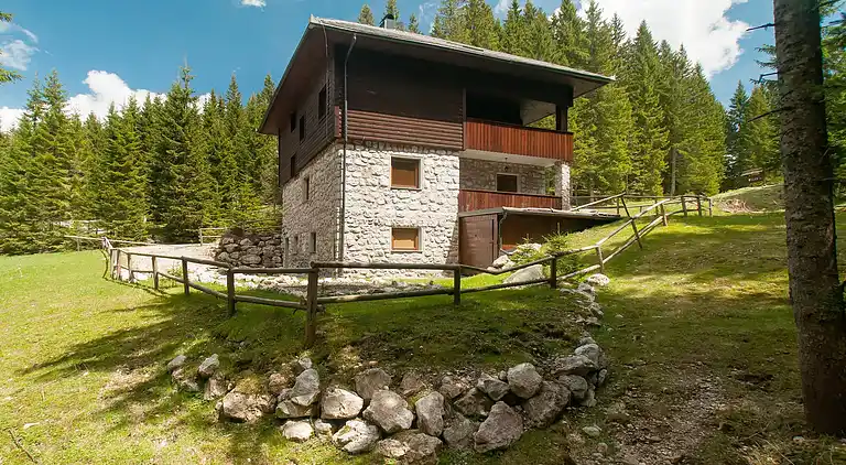 Ferielejlighed i Goreljek