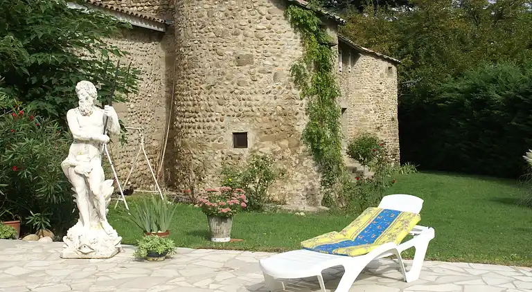 Holiday home in Bésayes