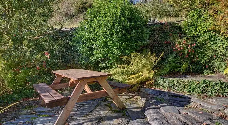 Holiday home in Penrhyndeudraeth