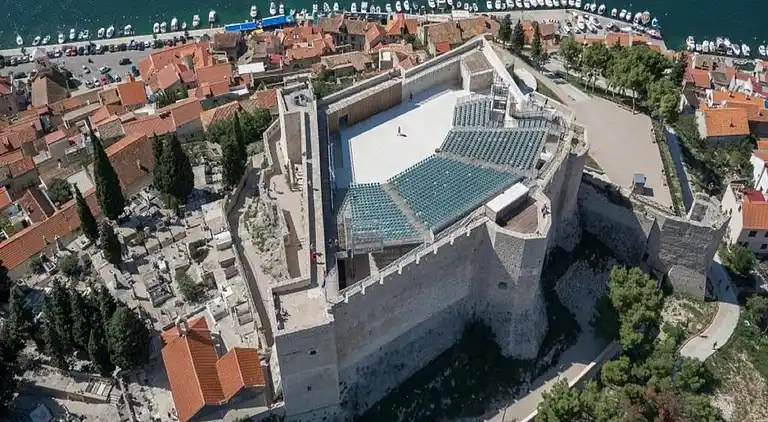 Ferielejlighed i Šibenik