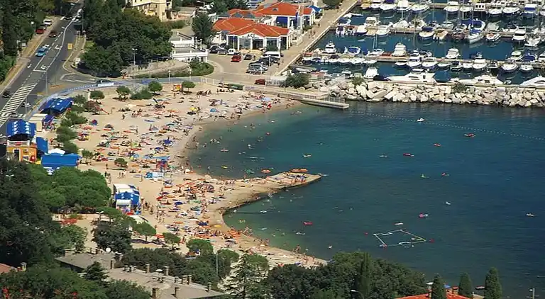 Ferielejlighed i Ičići