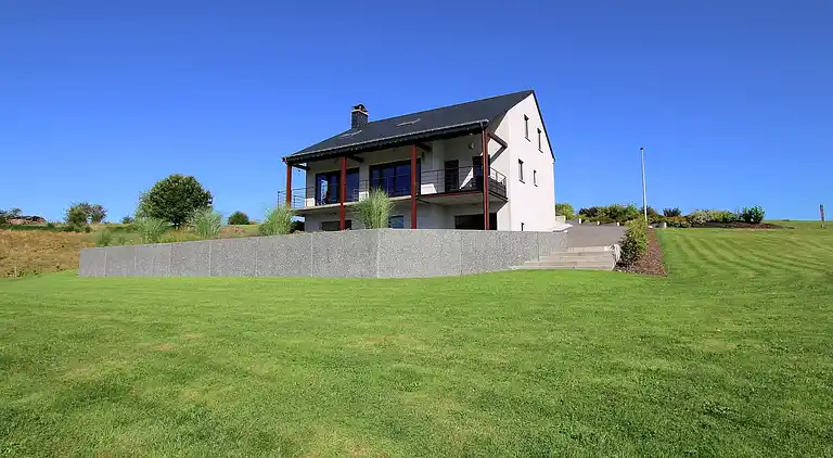 Holiday home in Straimont