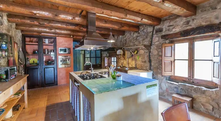 Farm house in Els Hostalets de Pierola