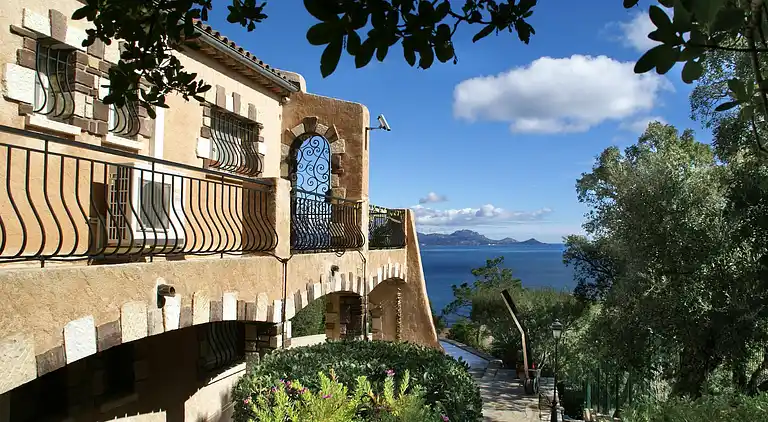 Villa i Roquebrune-sur-Argens