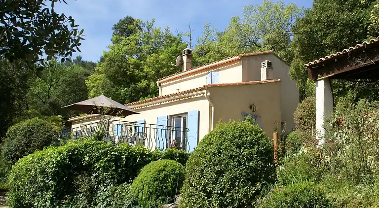 Holiday home in Signes