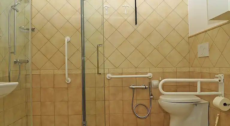 Farm house in Montecarotto