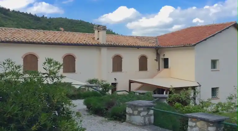 Villa i Serrapetrona