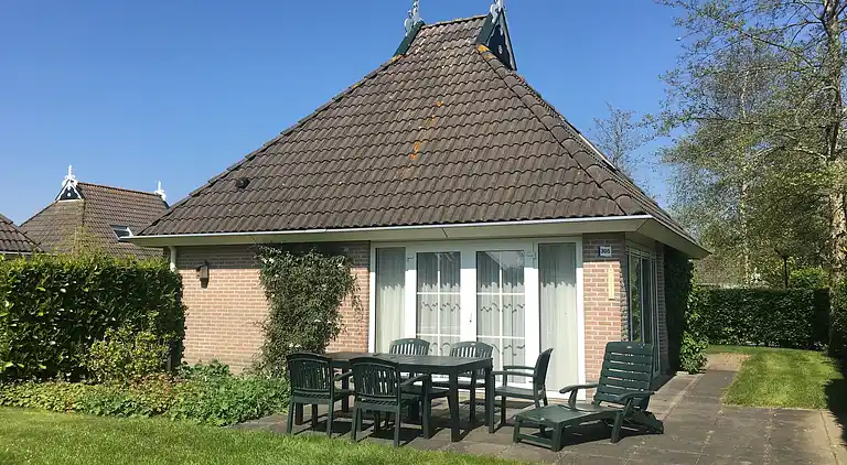 Bungalow in Earnewâld