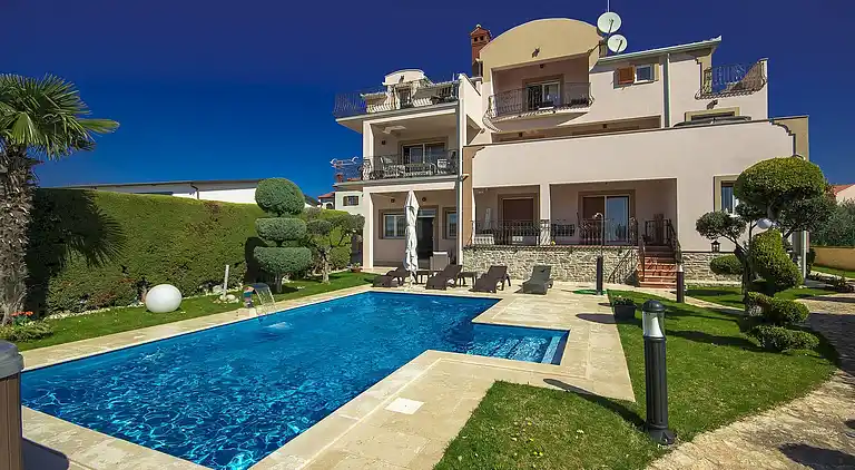 Ferielejlighed i Vrvari