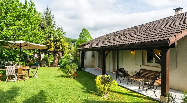 Ferienhaus in Esclauzels