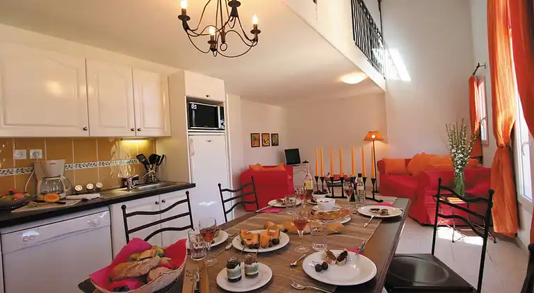 Ferielejlighed i Paradou