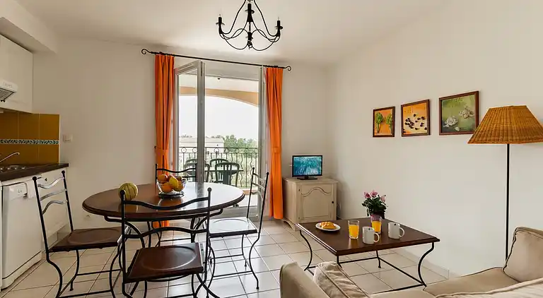 Ferielejlighed i Paradou