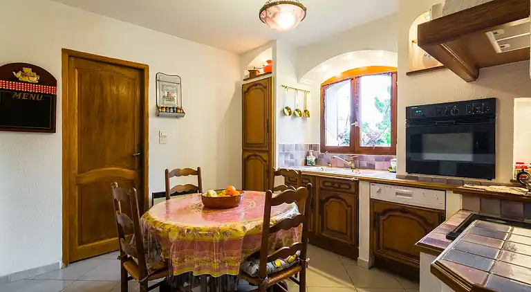 Holiday home in Pernes-les-Fontaines