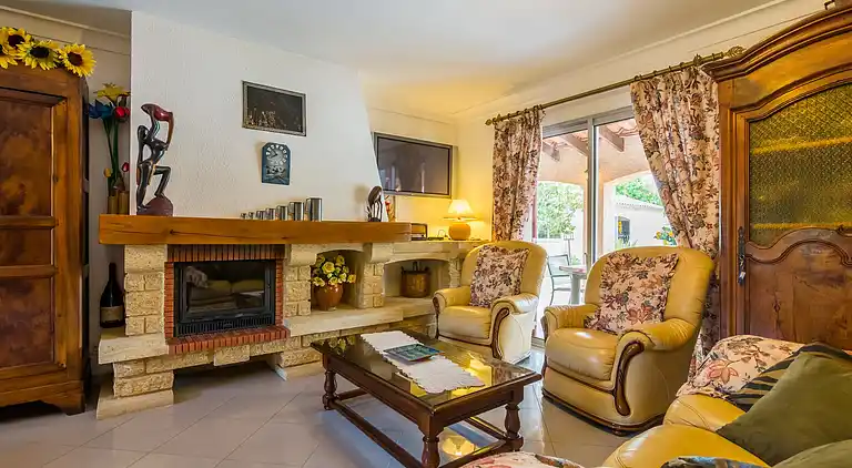 Holiday home in Pernes-les-Fontaines