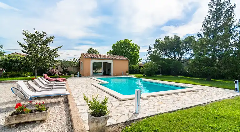 Holiday home in Pernes-les-Fontaines