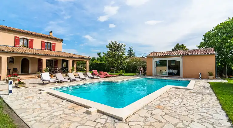 Holiday home in Pernes-les-Fontaines