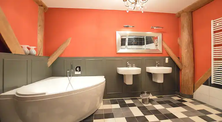 Farm house in Bronneger