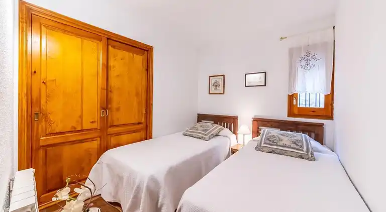 Cottage in Argençola