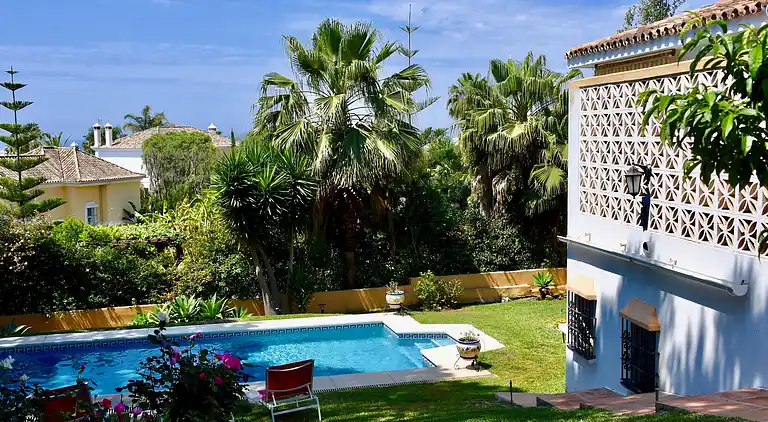 Villa in Urbanización Cerrado de Elviria