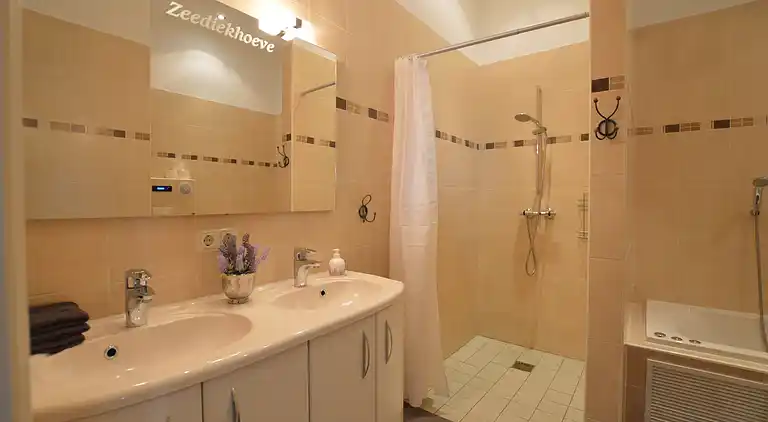 Semesterbostad i Genemuiden