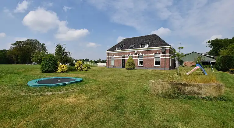 Farm house in Haarlo