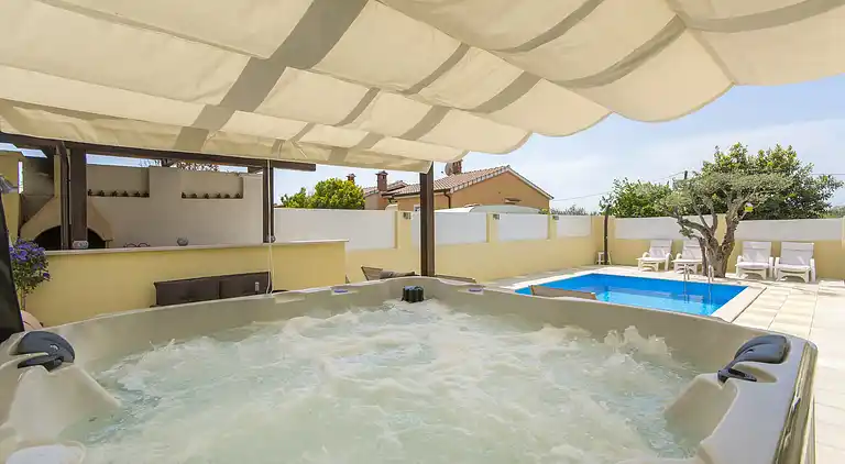 Ferielejlighed i Rošini