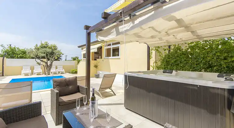 Ferielejlighed i Rošini