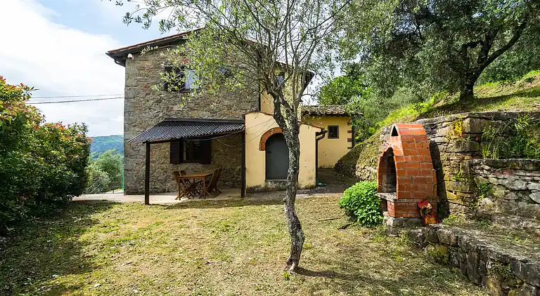 Holiday home in Pescia