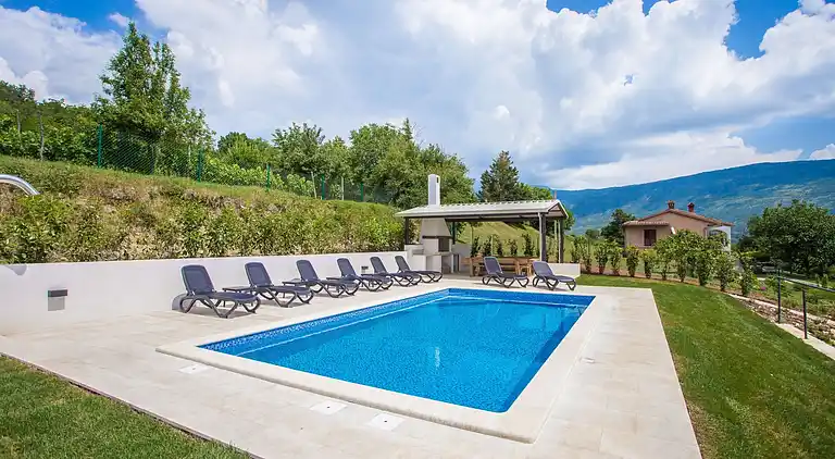 Villa i Purgarija Čepić