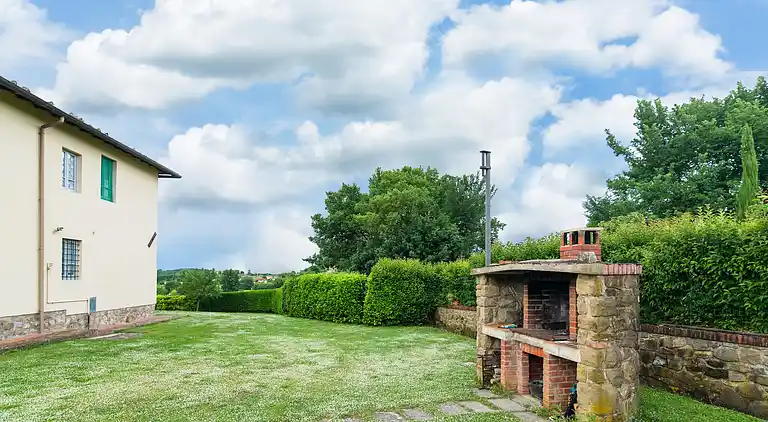 Farm house in Bucine