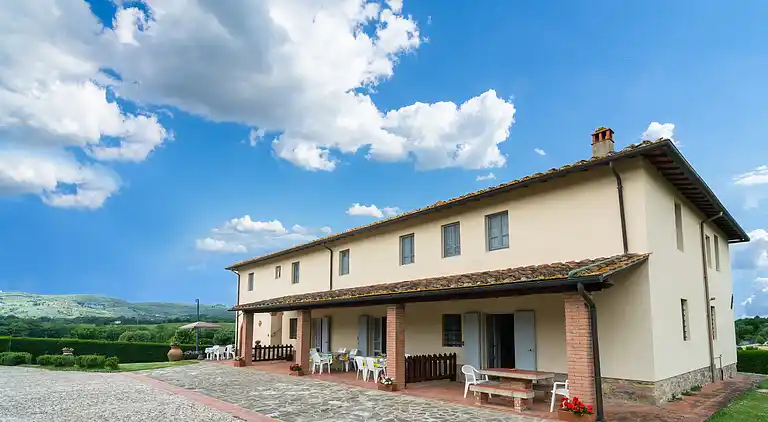 Farm house in Bucine