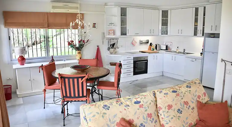 Villa in Urbanización Cerrado de Elviria