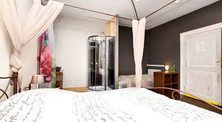 Holiday home in Menil