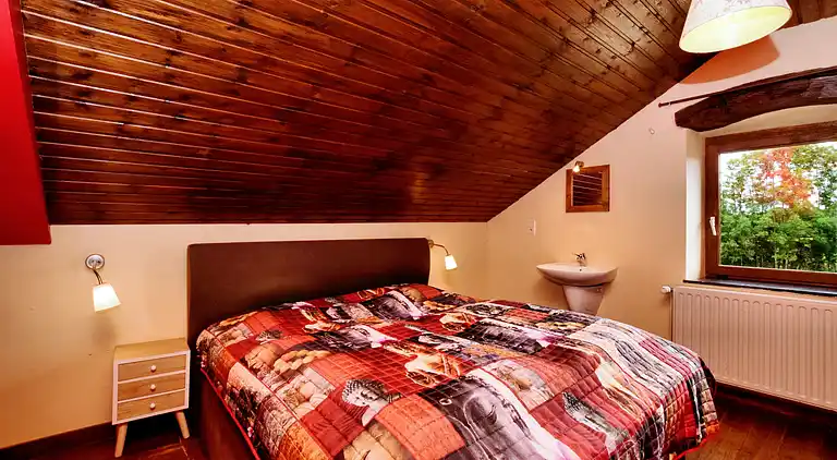 Holiday home in Menil