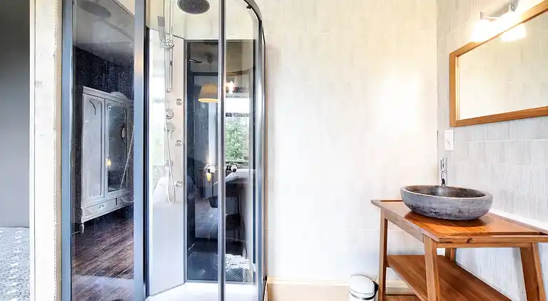 Holiday home in Menil