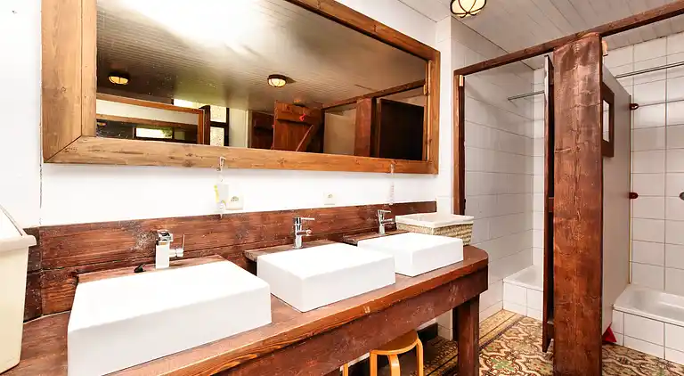 Holiday home in Menil