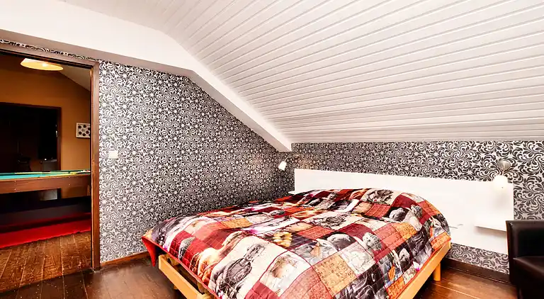 Holiday home in Menil