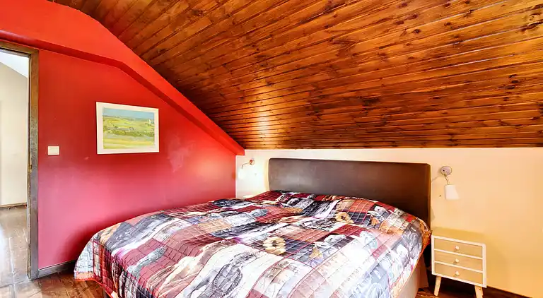 Holiday home in Menil