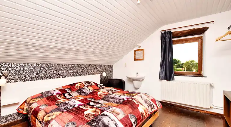 Holiday home in Menil