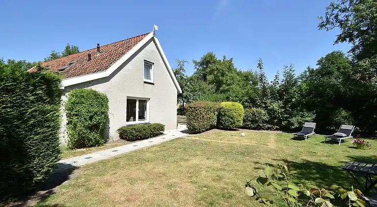 Holiday home in Zonnemaire