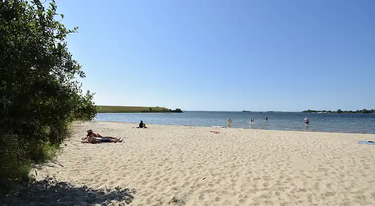 Holiday home in Zonnemaire