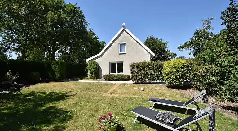 Holiday home in Zonnemaire