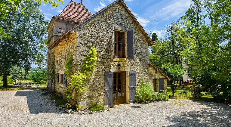 Gårdhus i Saint-Cernin