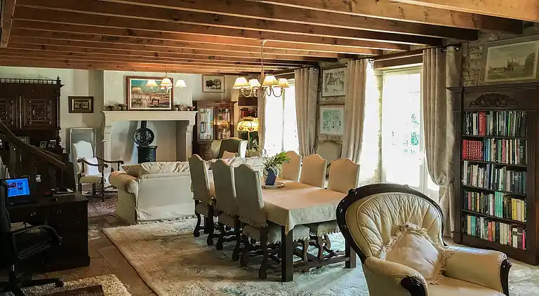 Manor house in Courcôme